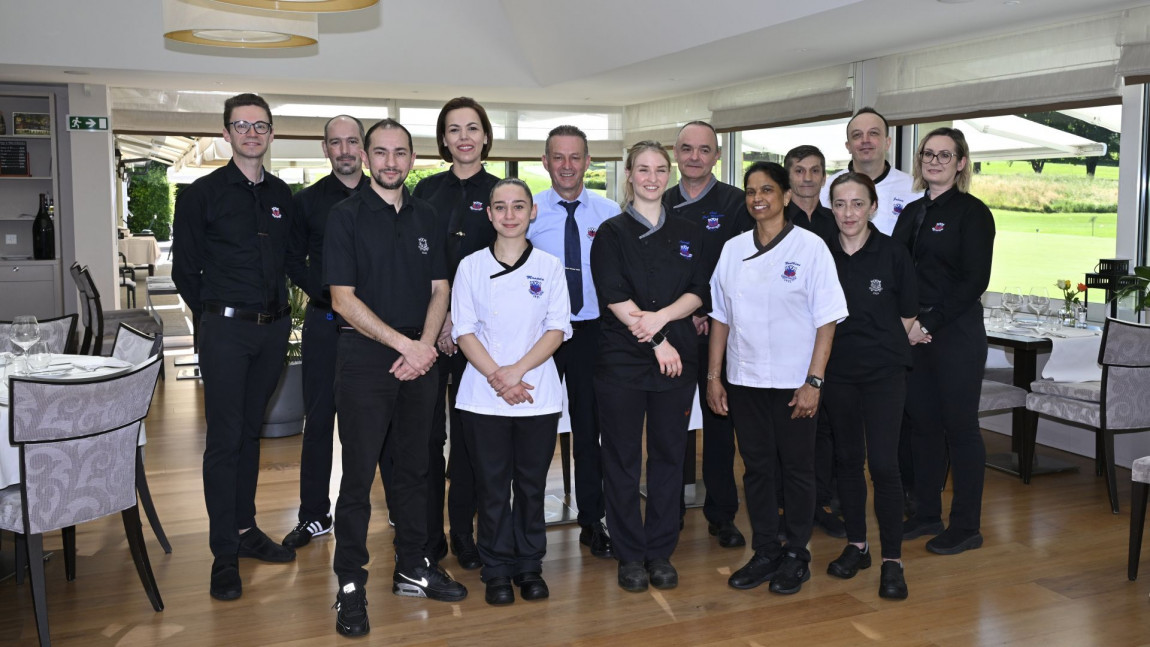 Restaurant's team